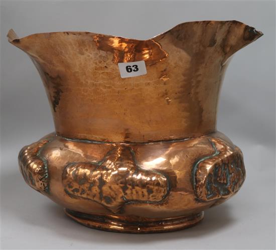 An Arts and Crafts copper jardiniere